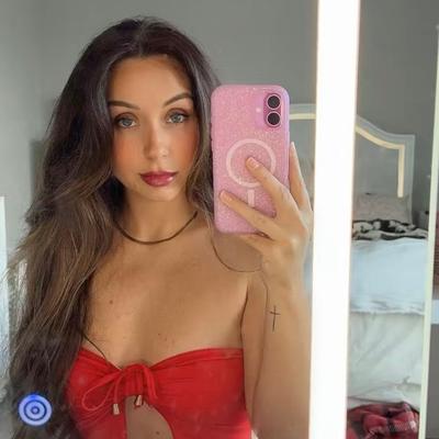 Portrait of creator thegabriellesonntag