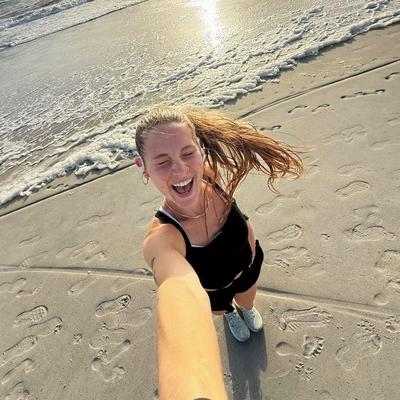 Portrait of creator lexijufer