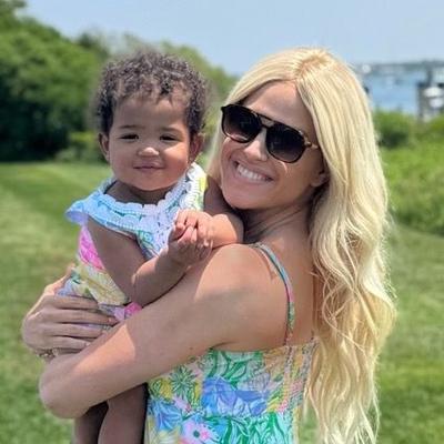 Portrait of creator katepirl