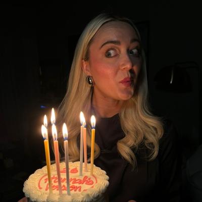 Portrait of creator hannahhsuee