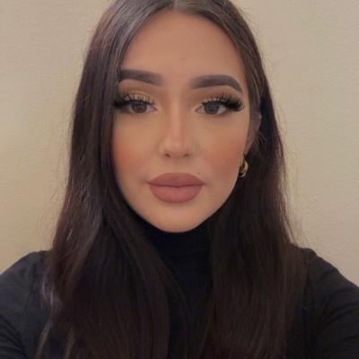 Portrait of creator lazystaaar