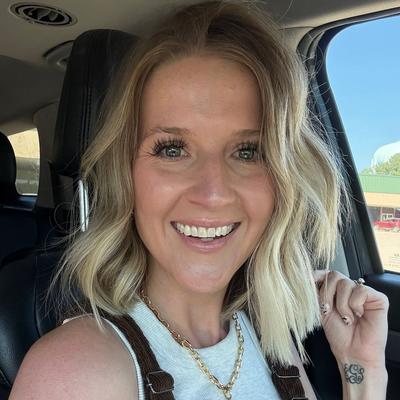 Portrait of creator twoandthetwins