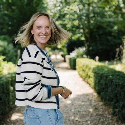 Portrait of creator oliviaxxclaire