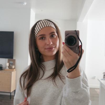 Portrait of creator kenziecarsonn