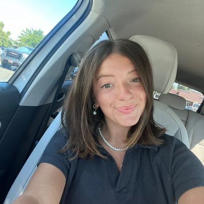 Portrait of creator sylviesavannah