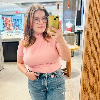 Portrait of creator yesseb.gomez