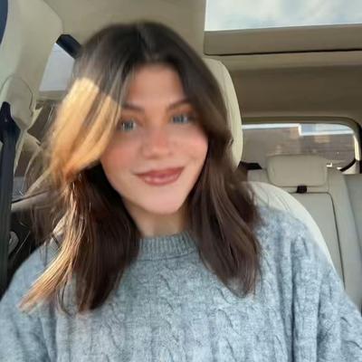 Portrait of creator tessmajers