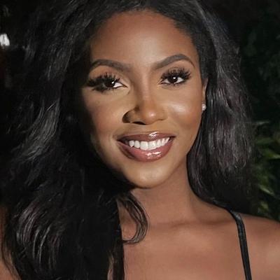 Portrait of creator missdemour