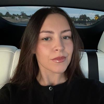 Portrait of creator anettaniki