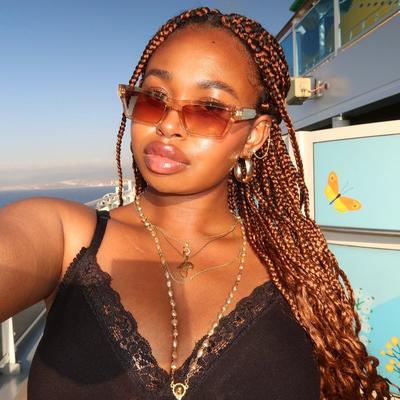 Portrait of creator gabriellennell