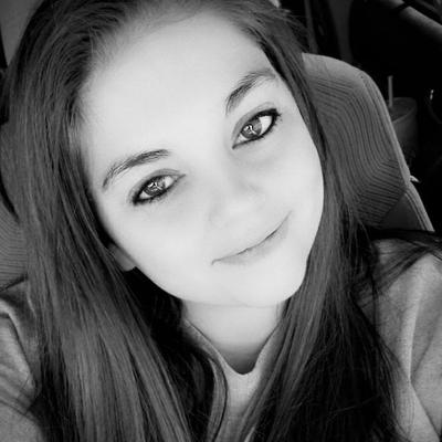 Portrait of creator that.girl.jess14