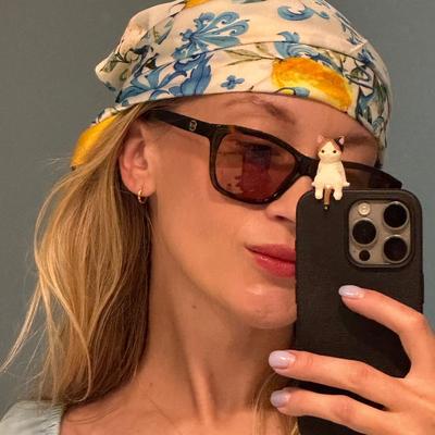 Portrait of creator lanapshyk