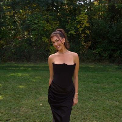 Portrait of creator _reillyjohnson