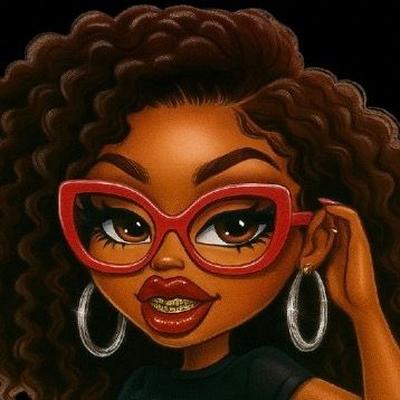 Portrait of creator zariwayornoway