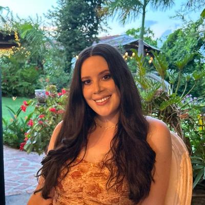 Portrait of creator alanacadiz