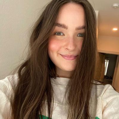 Portrait of creator mikaylawo