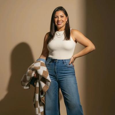 Portrait of creator shoppingwith_fabi