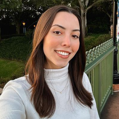 Portrait of creator twinfinds.us