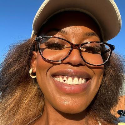 Portrait of creator meuhhhb