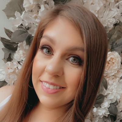 Portrait of creator mandamac.xoxo