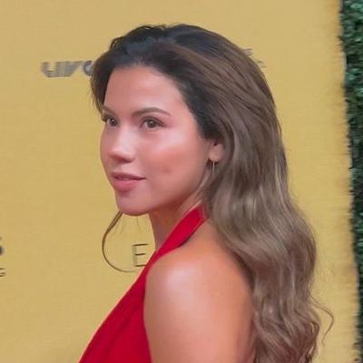 Portrait of creator islajae