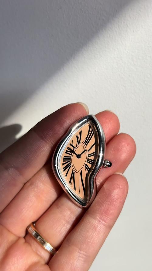 Post by watchgirloffduty