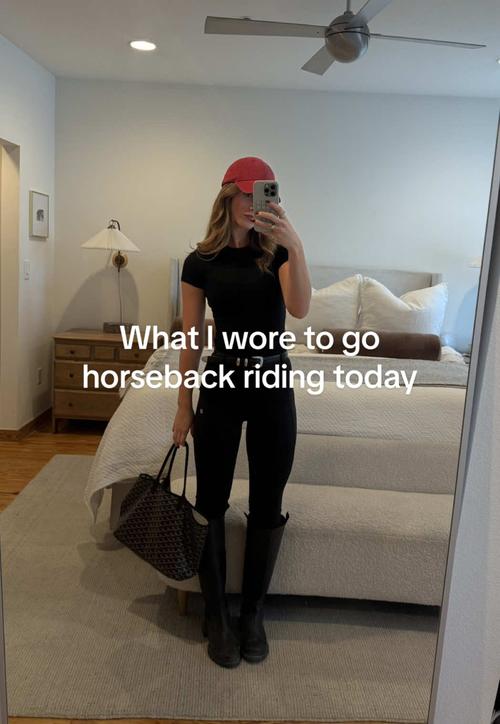 Post by carolinekellerrr