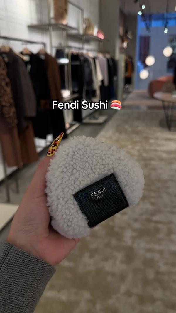 Post by victoriaon5th