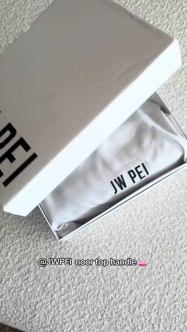 Post by paigeeeloudon