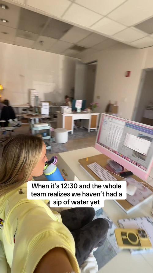 Post by youngwildandfriedman