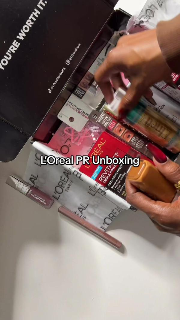 Post by _thepamelarenee