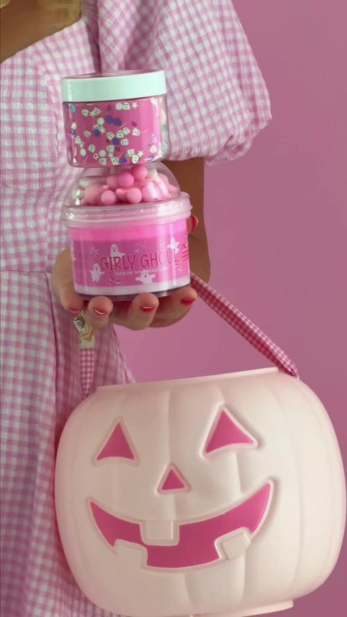 Post by youngwildandfriedman