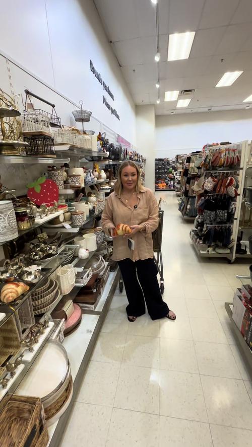 Post by eyeforpretty_