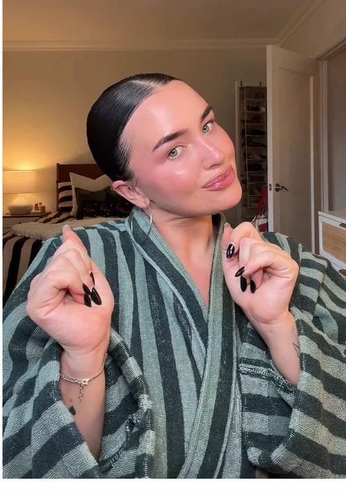 Post by tolandmakeup