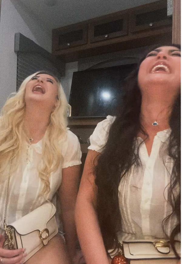 Post by nena_is_enchanting