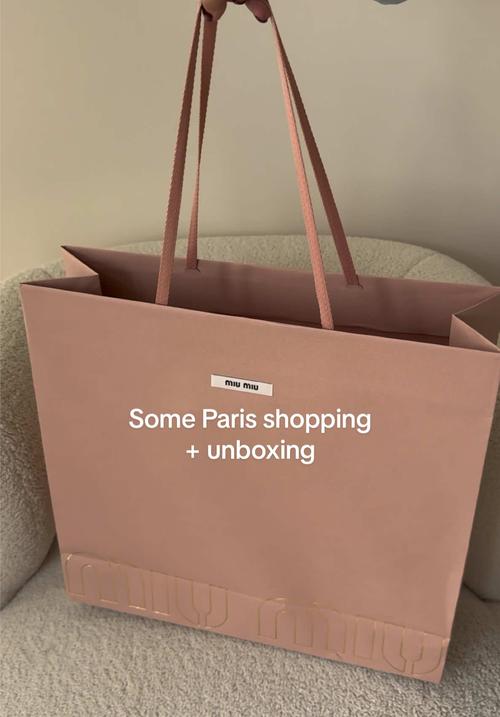 Post by nicoleballardini1