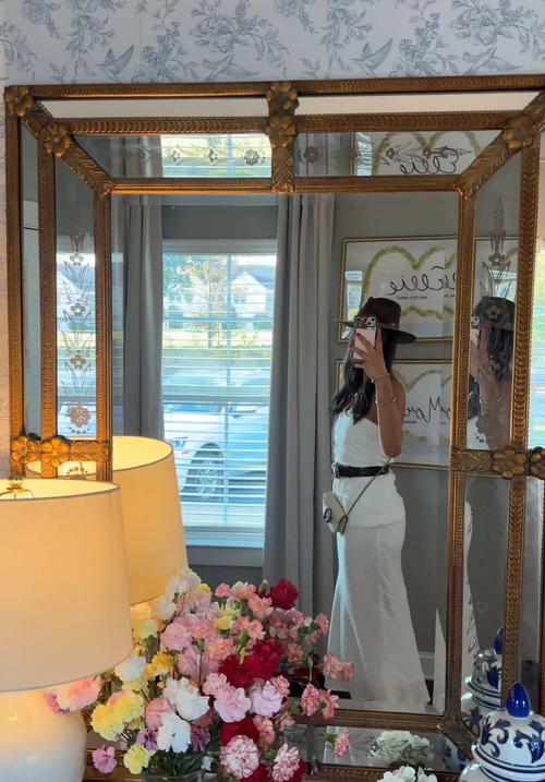 Post by hollandclaire__