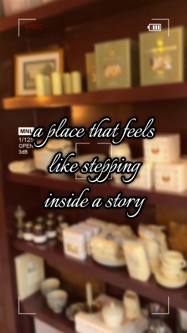 Post by blackvelvetchic.tok