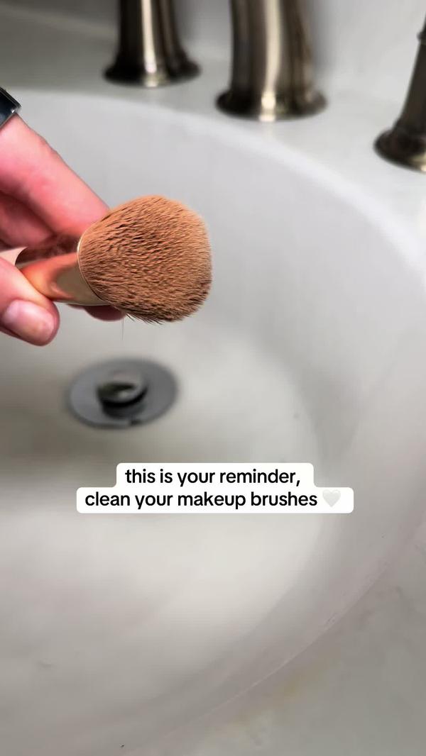 Post by christinelouisev