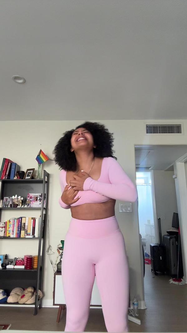 Post by bronxstar_perla