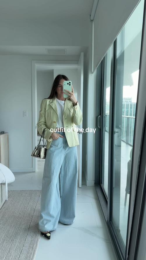 Post by simpleheadline