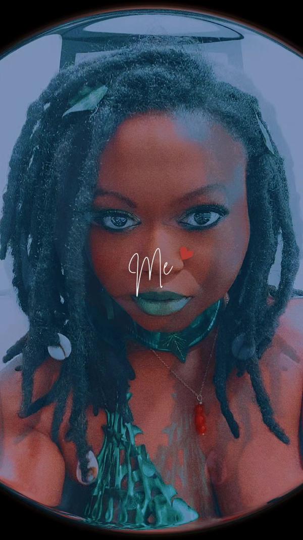 Post by curlsbykarine