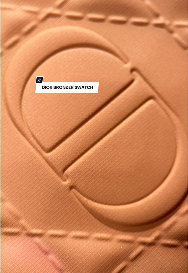 Post by glamluxestyle