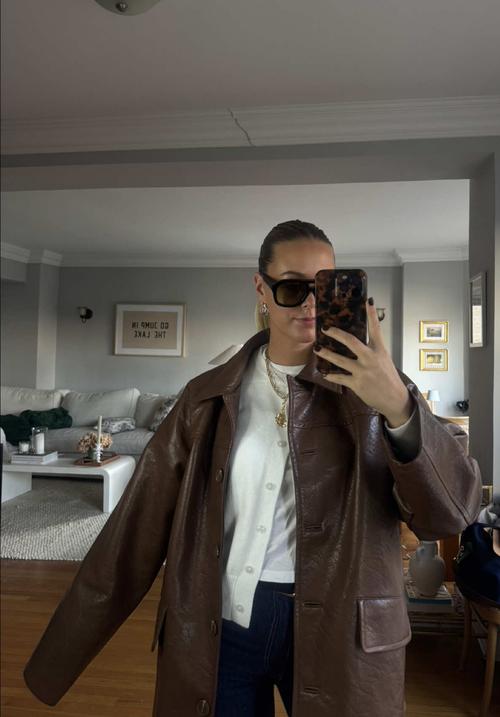 Post by rowancarolynn